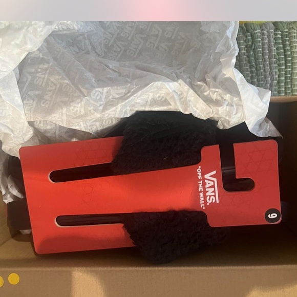 Vans Black Fuzzy Strap Slides - Picture 4 of 5